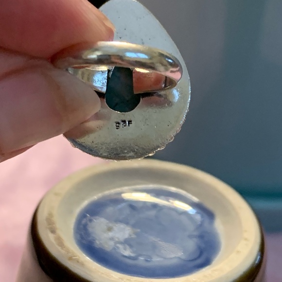 Genuine Howlite silver ring. Size 4 - Picture 7 of 9